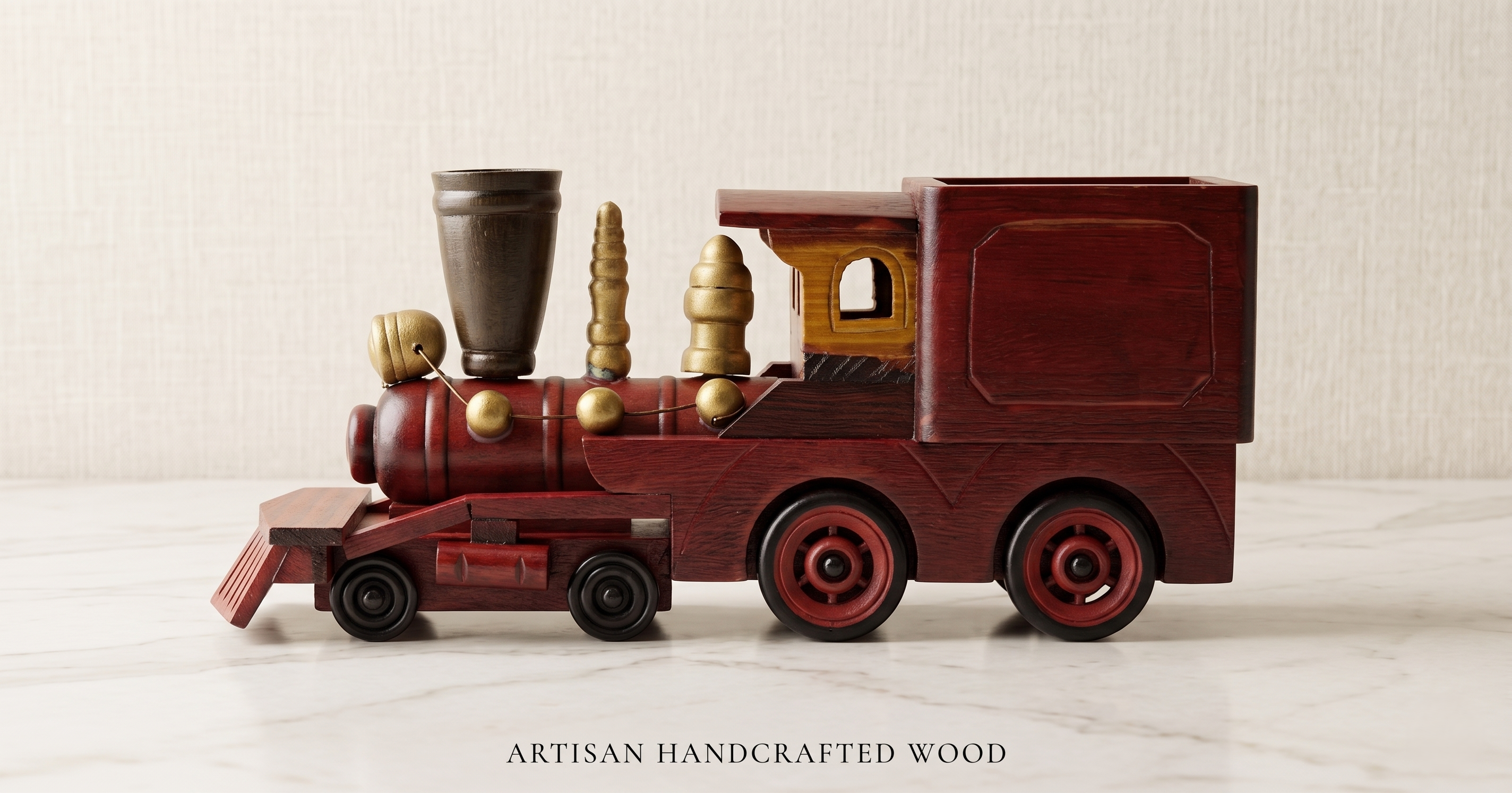 Artisan Wooden Train Engine Model – Vintage Locomotive Showpiece & Desk Stationery Organizer