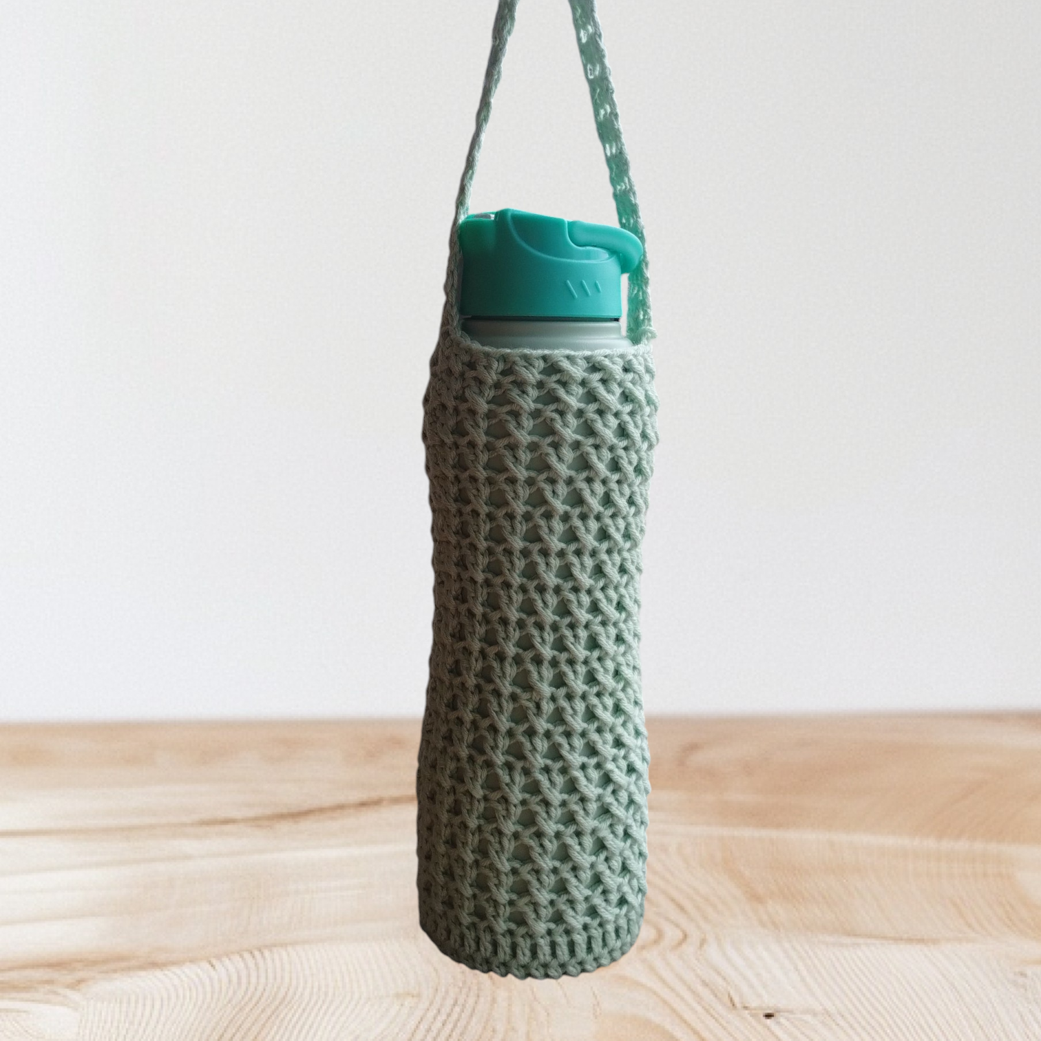 Handmade Crochet Bottle Holder | Reusable Water Bottle Carrier for Travel & Everyday Use