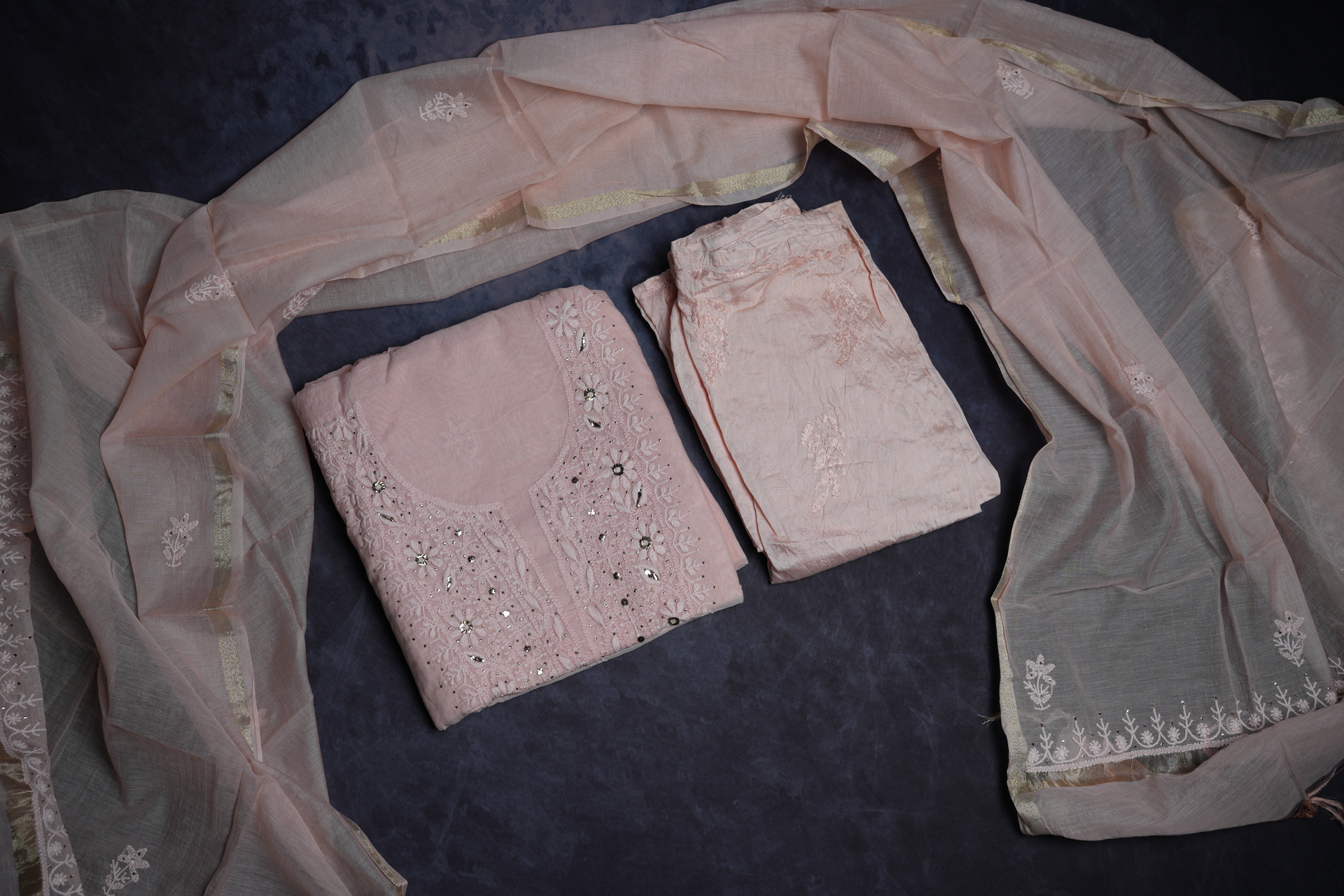 chikankari 3pice suit set top bottom and duppata