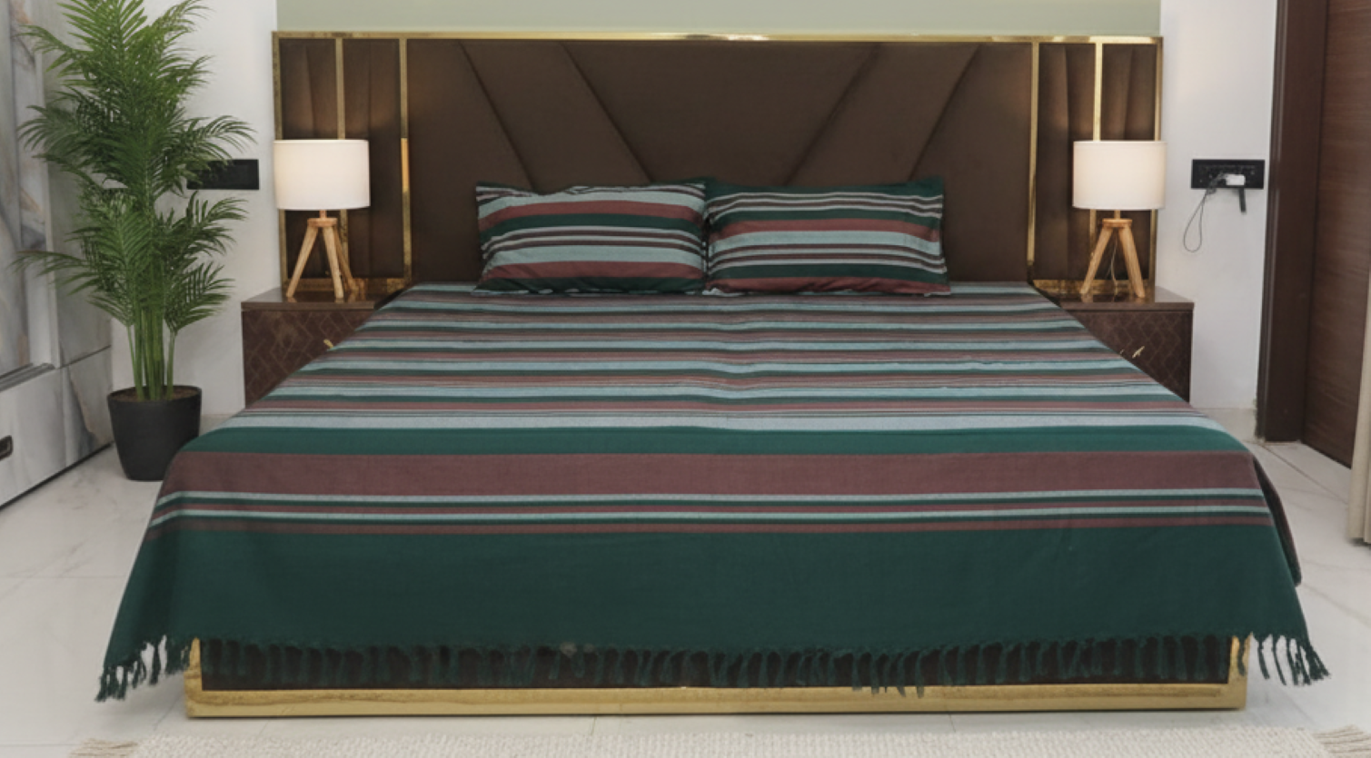 Dhaga Vishwas Ka Handloom Double Bed Sheet with Pillow Covers