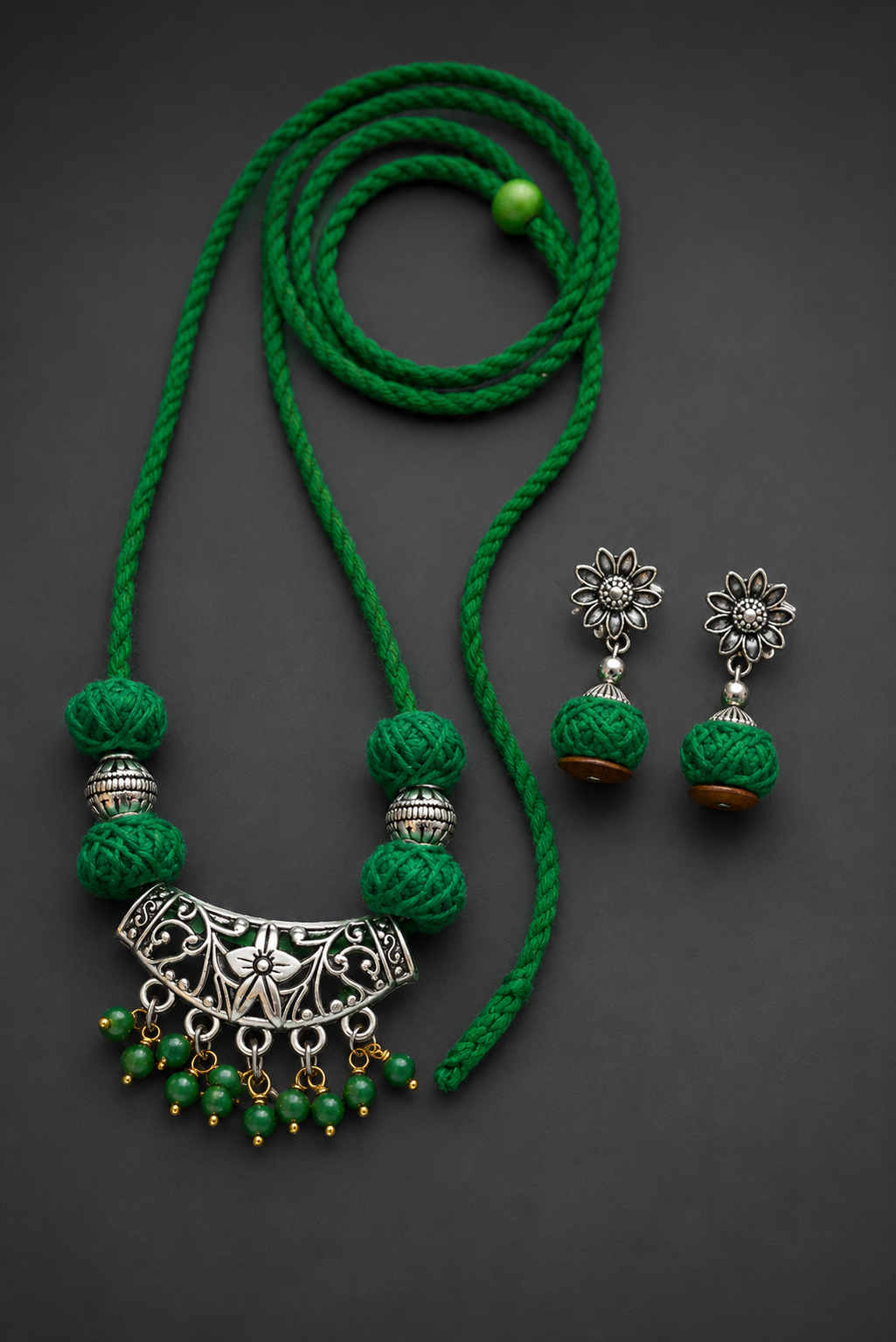 Emerald Green Handmade Necklace set