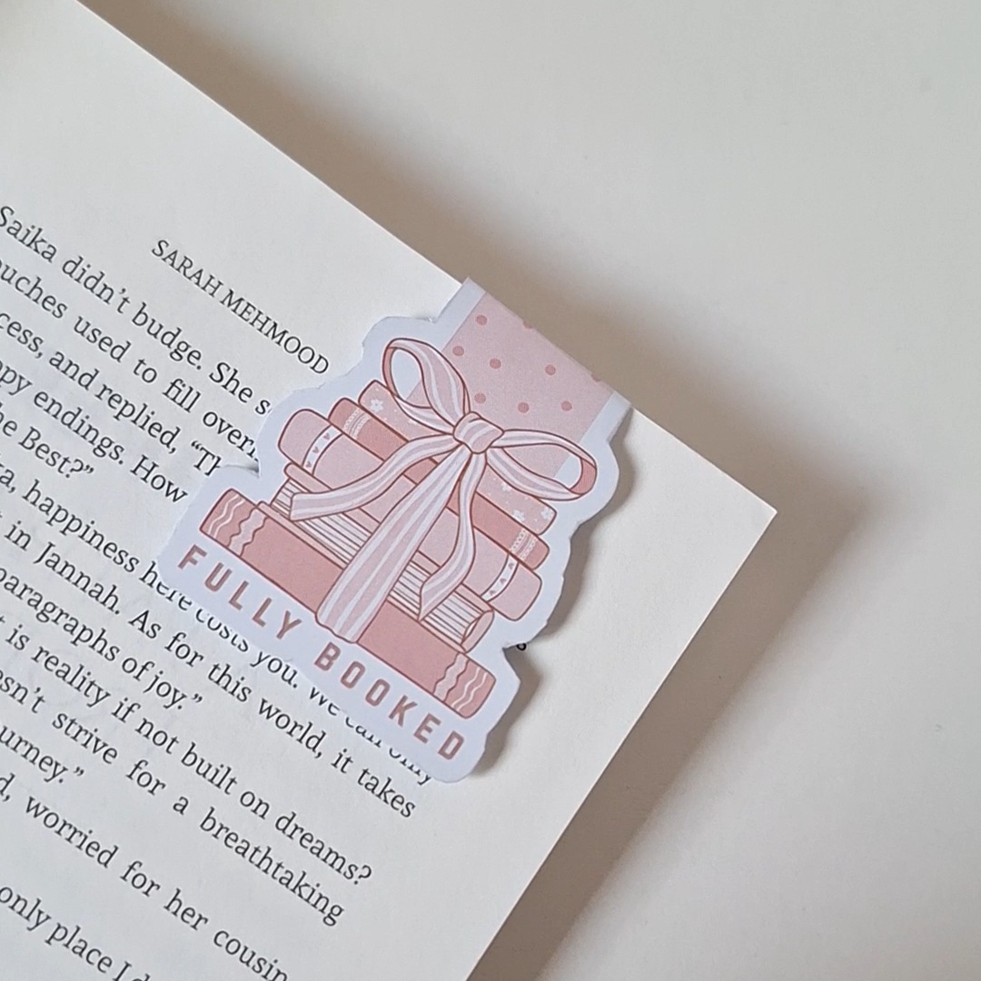 Fully Booked Magnetic Bookmark