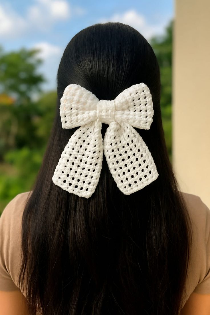 Handcrafted White Crochet Coquette Bow Hair Clip