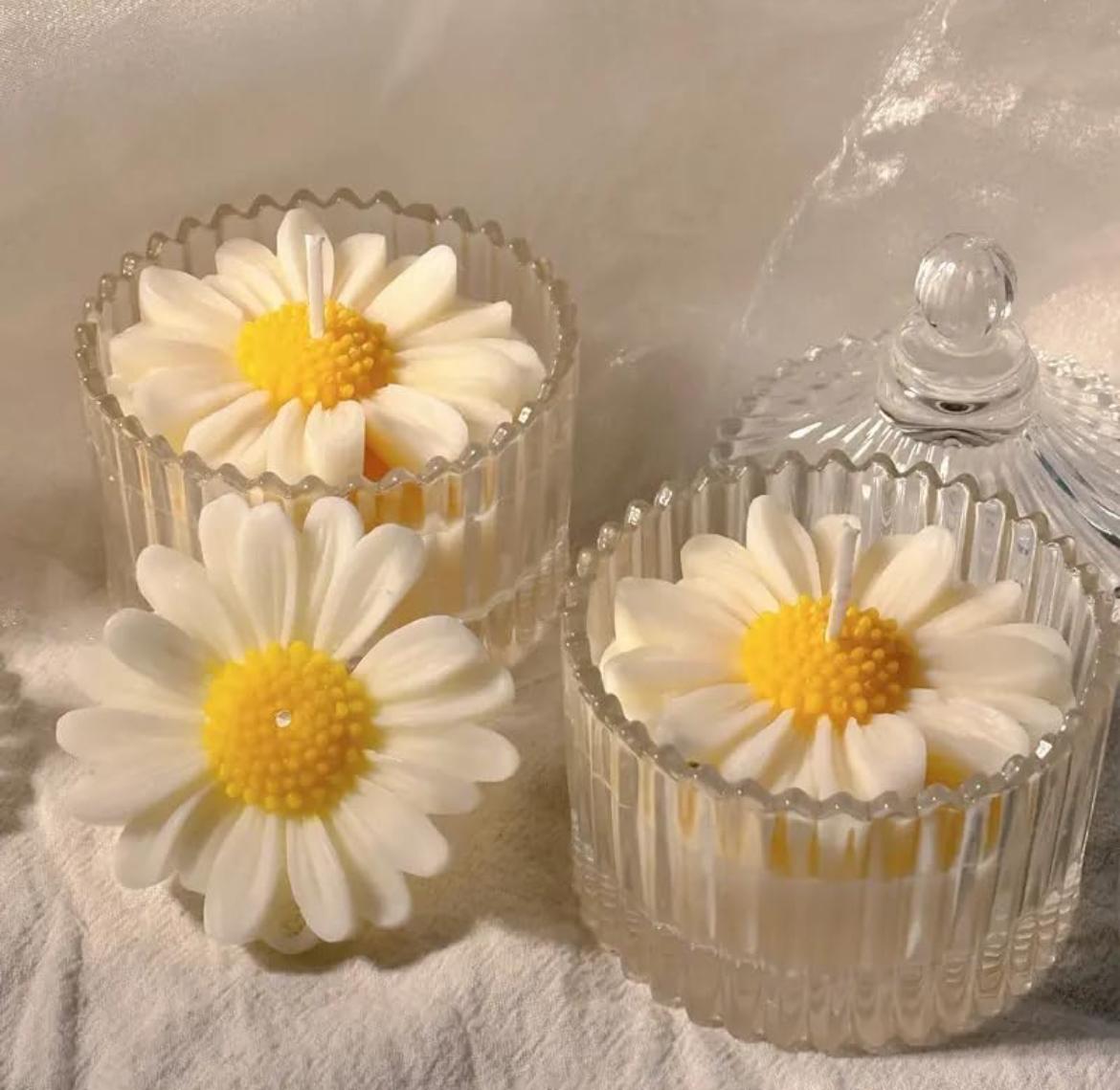 Handmade Floral Candle in Glass Jar – Aesthetic Gift Candle