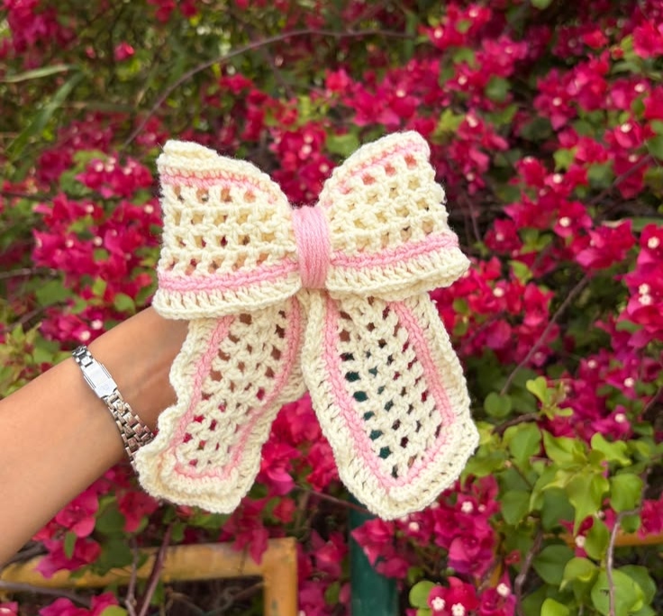 Handmade Pastel Pink & Cream Crochet Bow Hair Clip / French Barrette