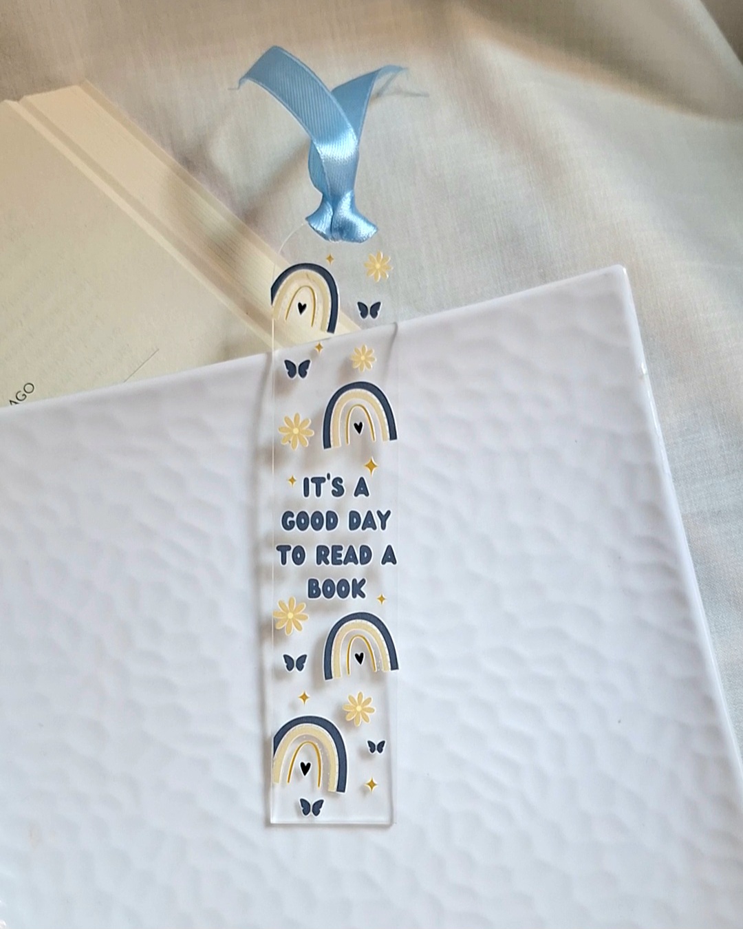 It's a good to read a book bookmark | Designer bookmark | bookworm essentials