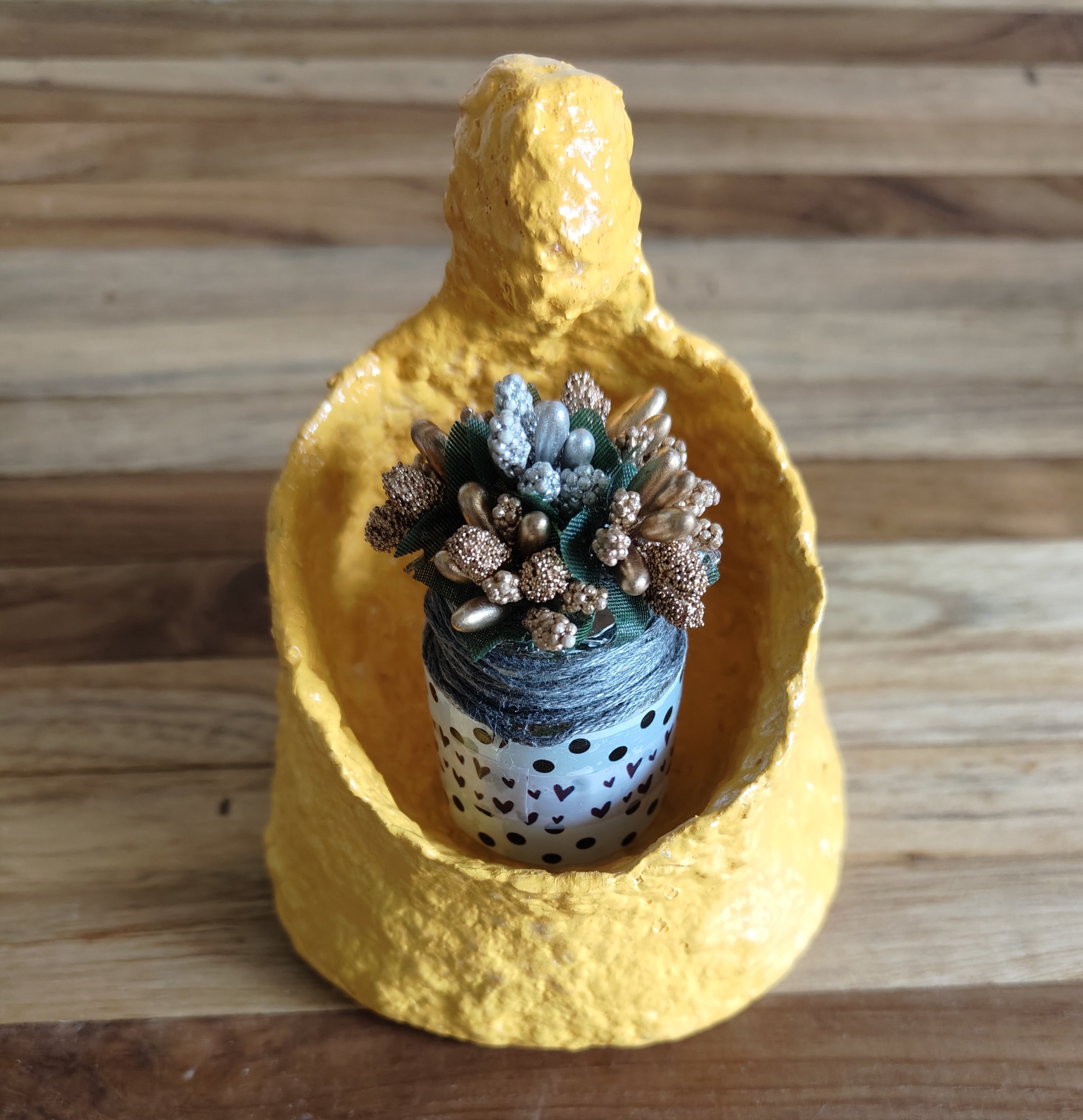 Petite Floral Nook