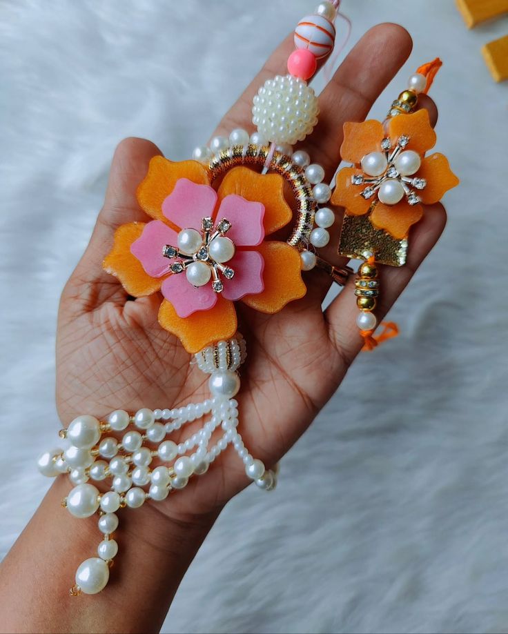 Resin rakhi pair