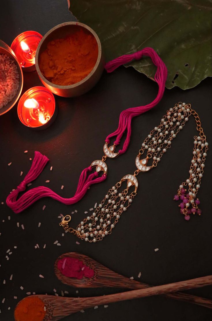 Royal Pearl Lumba Rakhi