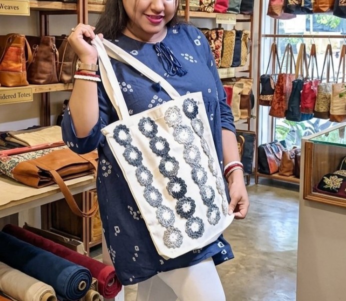 Tote bag with crochet motifs