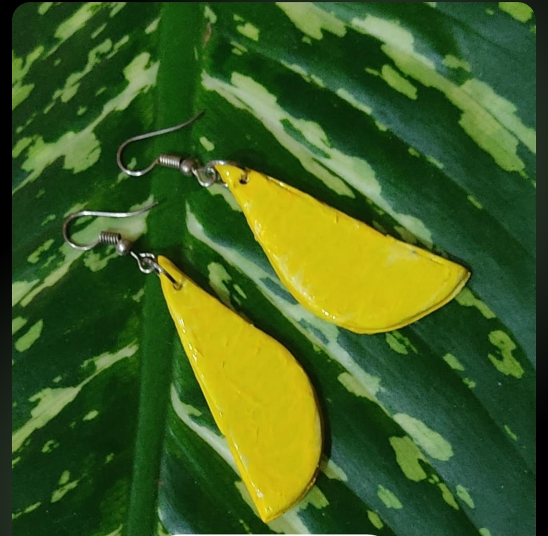 Yellow curve
